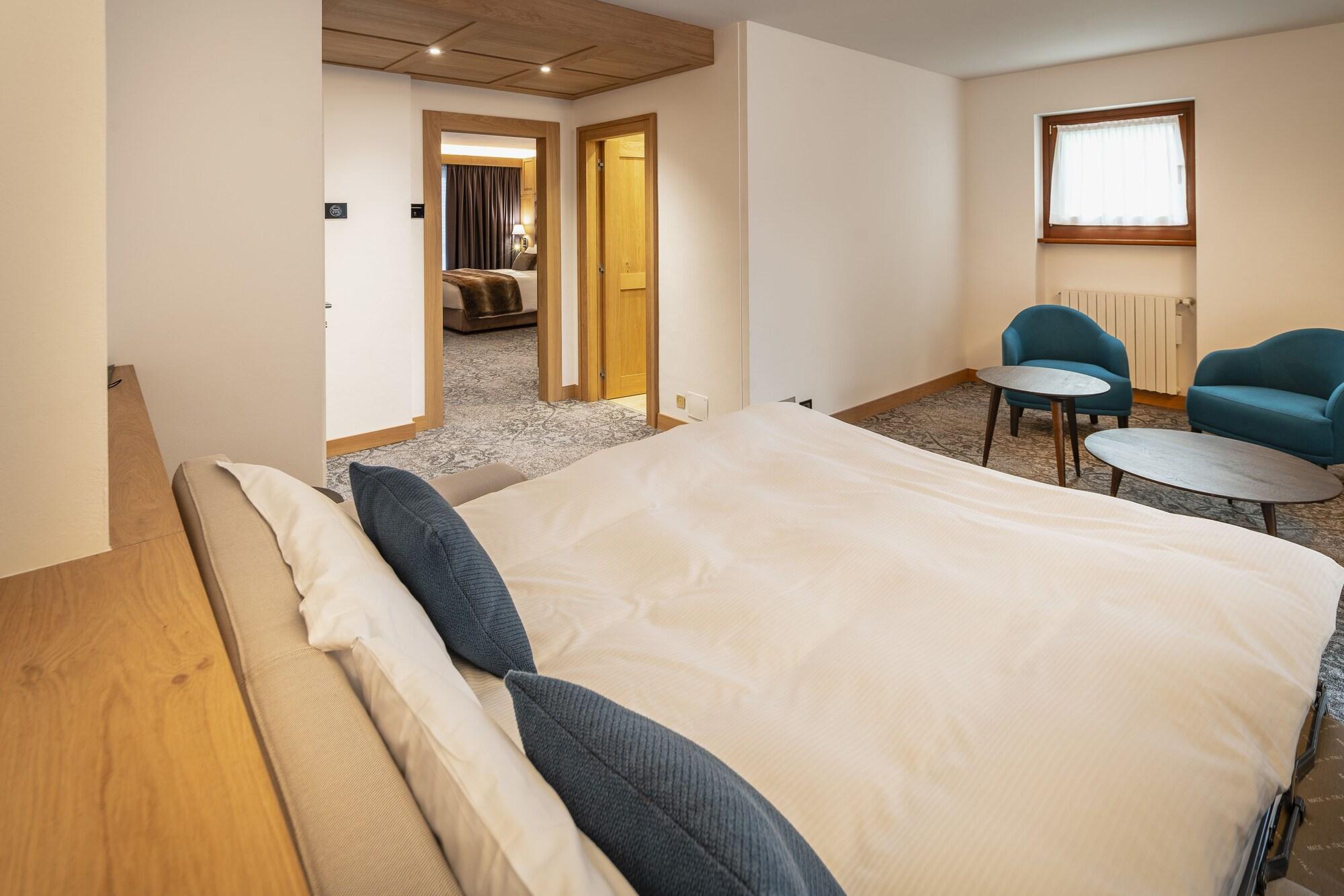 Hotel Lajadira & Spa Cortina dʼAmpezzo Kültér fotó